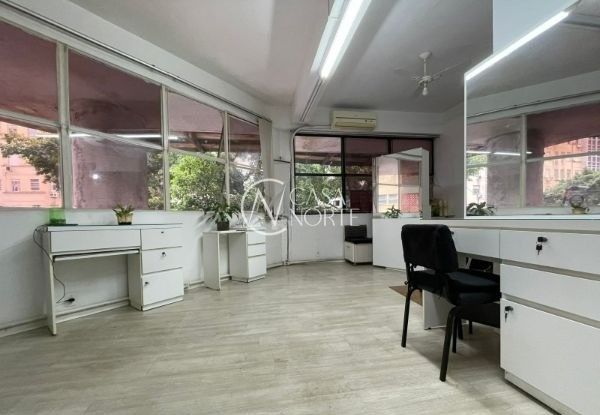 Apartamento à venda com 1 quarto, 41m², Avenida Senador Salgado Filho no bairro Centro Histórico em Porto Alegre