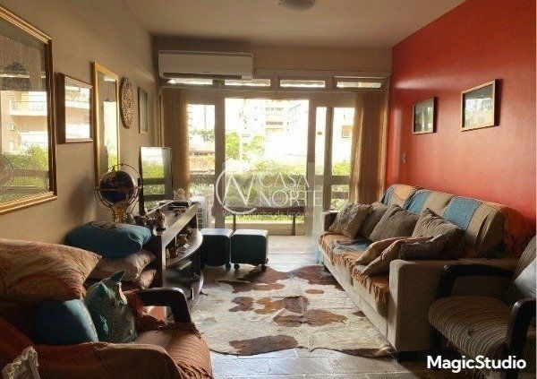 Apartamento à venda com 3 quartos, 110m², 1 suíte, 1 vaga, Rua Germano Petersen Junior no bairro Auxiliadora em Porto Alegre