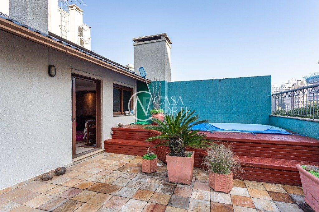 Cobertura à venda com 3 quartos, 203m², 1 suíte, 2 vagas, Rua Cabral no bairro Rio Branco em Porto Alegre
