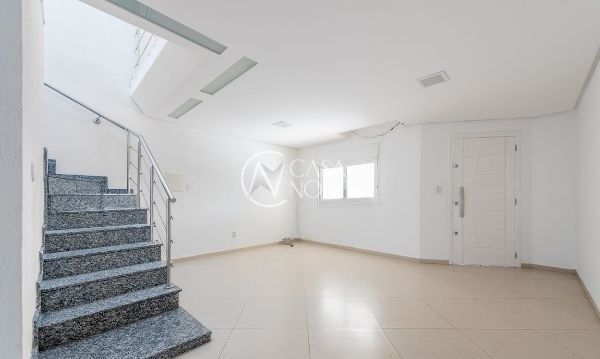 Casa à venda com 3 quartos, 163m², 1 suíte, 2 vagas, Travessa Anunciada no bairro Vila Ipiranga em Porto Alegre