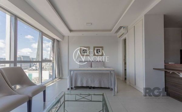 Apartamento à venda com 1 quarto, 38m², 1 vaga, Avenida Borges de Medeiros no bairro Praia de Belas em Porto Alegre