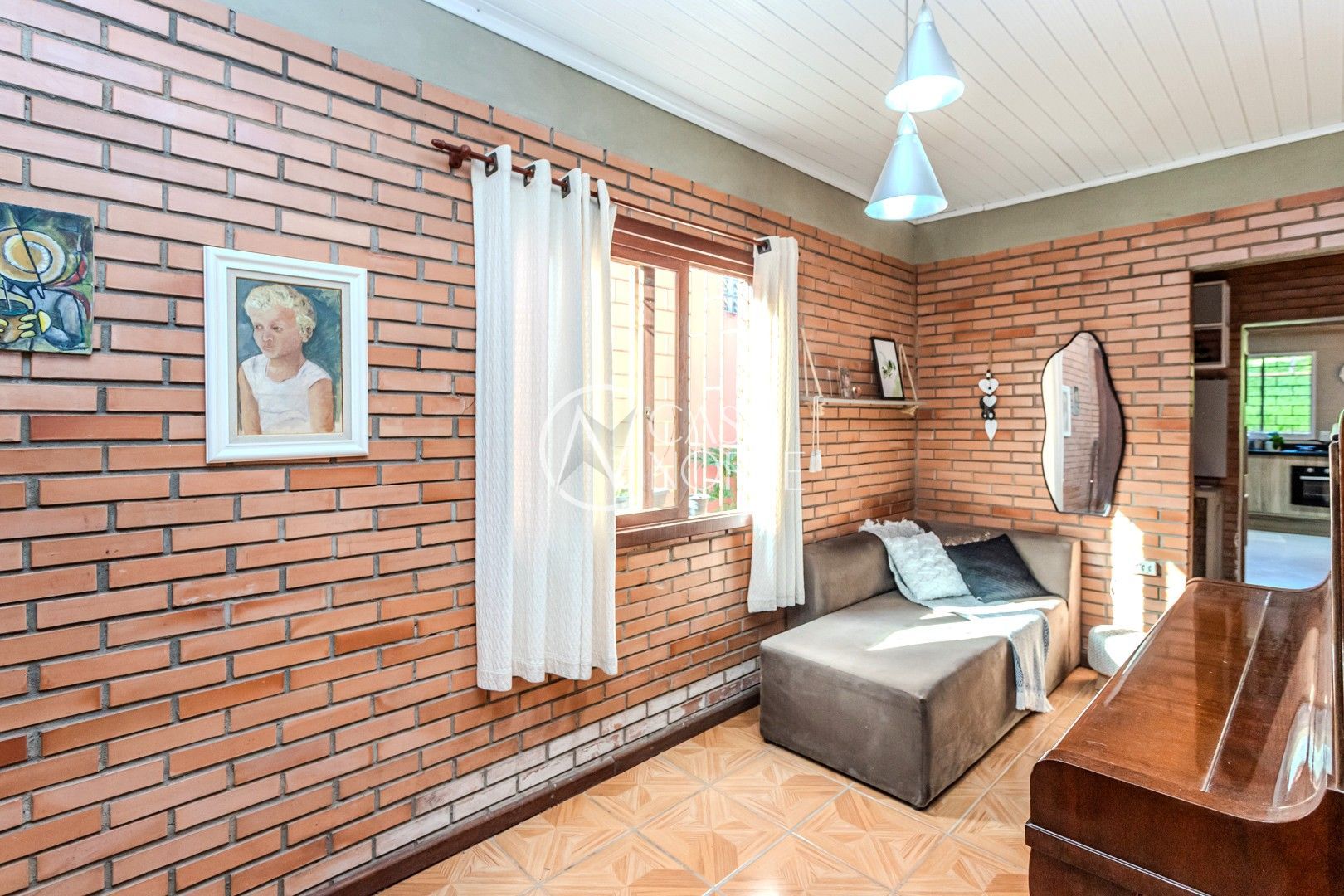 Casa à venda com 2 quartos, 86m², 1 suíte, 1 vaga, Rua Isidoro Trêssi no bairro Jardim Botânico em Porto Alegre