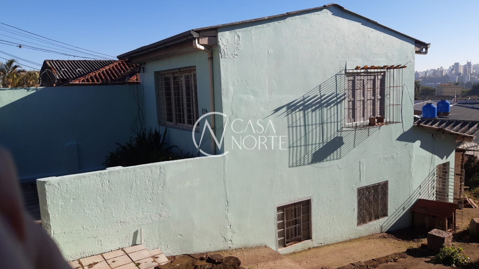 Casa à venda com 2 quartos, 90m², 5 vagas, Rua Coronel José Rodrigues Sobral no bairro Partenon em Porto Alegre