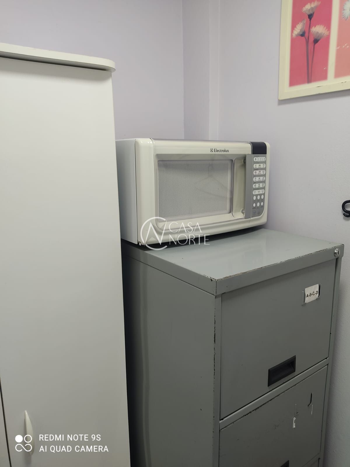 Sala Comercial à venda com 1 quarto, 53m², 2 vagas, Rua Almirante Barroso no bairro Floresta em Porto Alegre