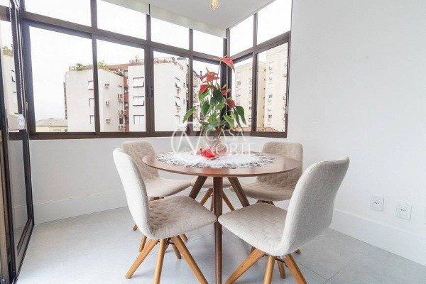 Apartamento à venda com 1 quarto, 72m², 2 vagas, Rua Barão do Cotegipe no bairro São João em Porto Alegre