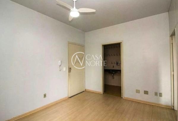 Sala Comercial à venda com 1 quarto, 32m², Rua Sarmento Leite no bairro Centro Histórico em Porto Alegre