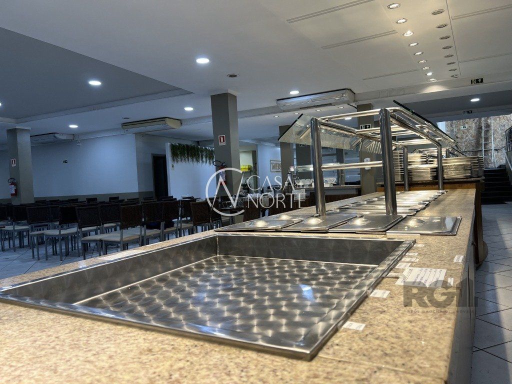 Casa Comercial à venda com 3 quartos, 450m², Rua Doutor Barros Cassal no bairro Floresta em Porto Alegre