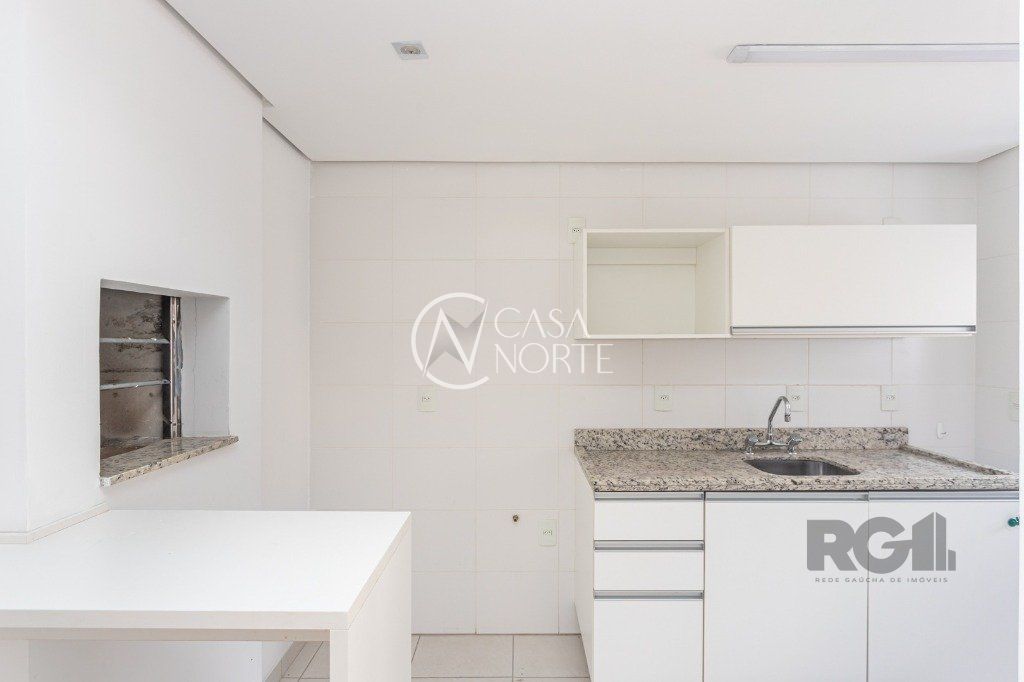 Apartamento à venda com 3 quartos, 75m², 1 suíte, 1 vaga, Rua Felizardo Furtado no bairro Petrópolis em Porto Alegre