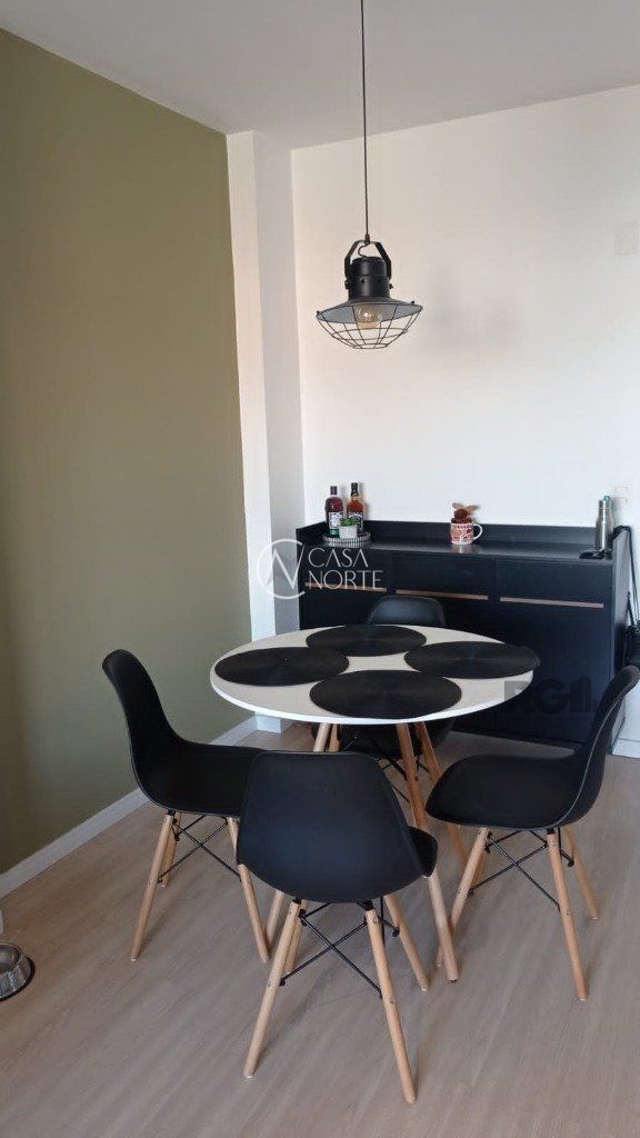 Apartamento à venda com 2 quartos, 64m², 1 suíte, 1 vaga, Travessa Jaguarão no bairro São João em Porto Alegre