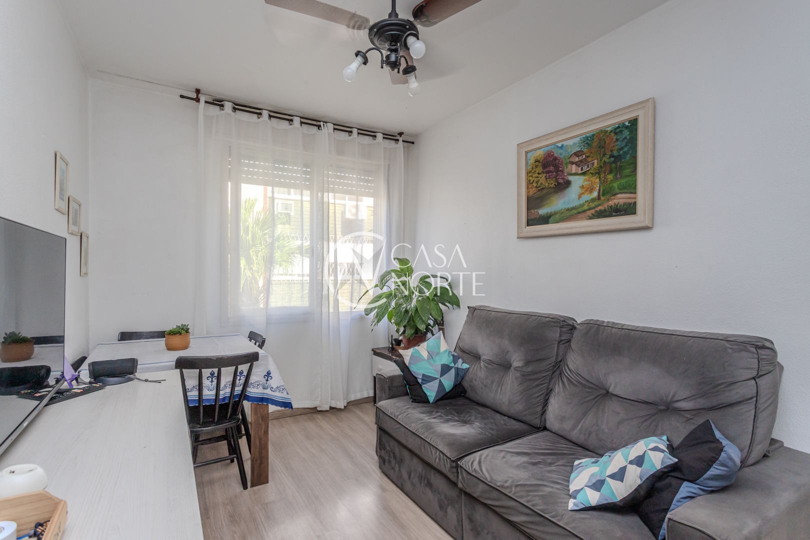 Apartamento à venda com 2 quartos, 46m², 1 vaga, Rua Padre Ângelo Corso no bairro Cavalhada em Porto Alegre