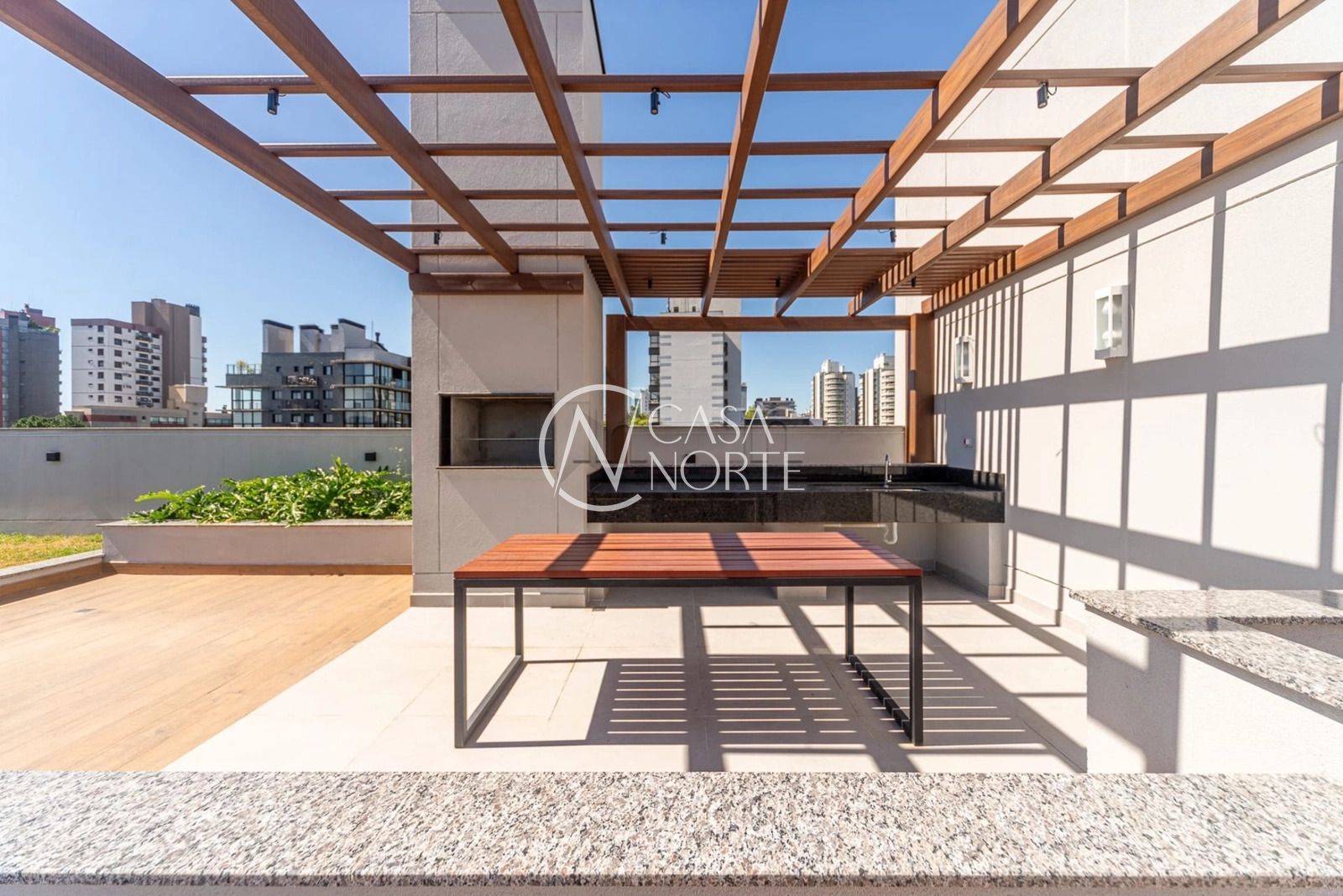 Apartamento à venda com 2 quartos, 70m², 1 suíte, 1 vaga, Santa Cecília no bairro Rio Branco em Porto Alegre