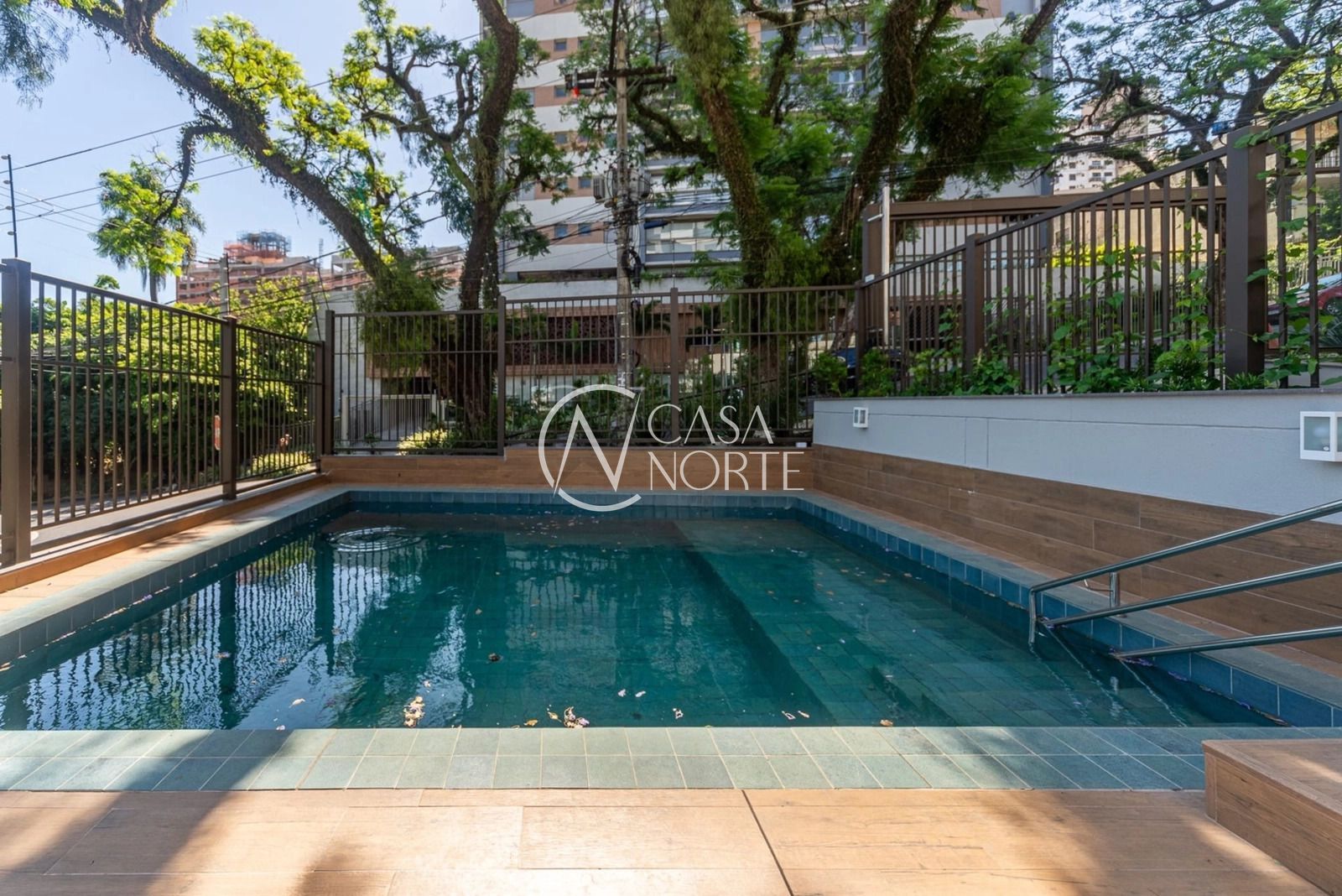 Apartamento à venda com 2 quartos, 70m², 1 suíte, 1 vaga, Santa Cecília no bairro Rio Branco em Porto Alegre