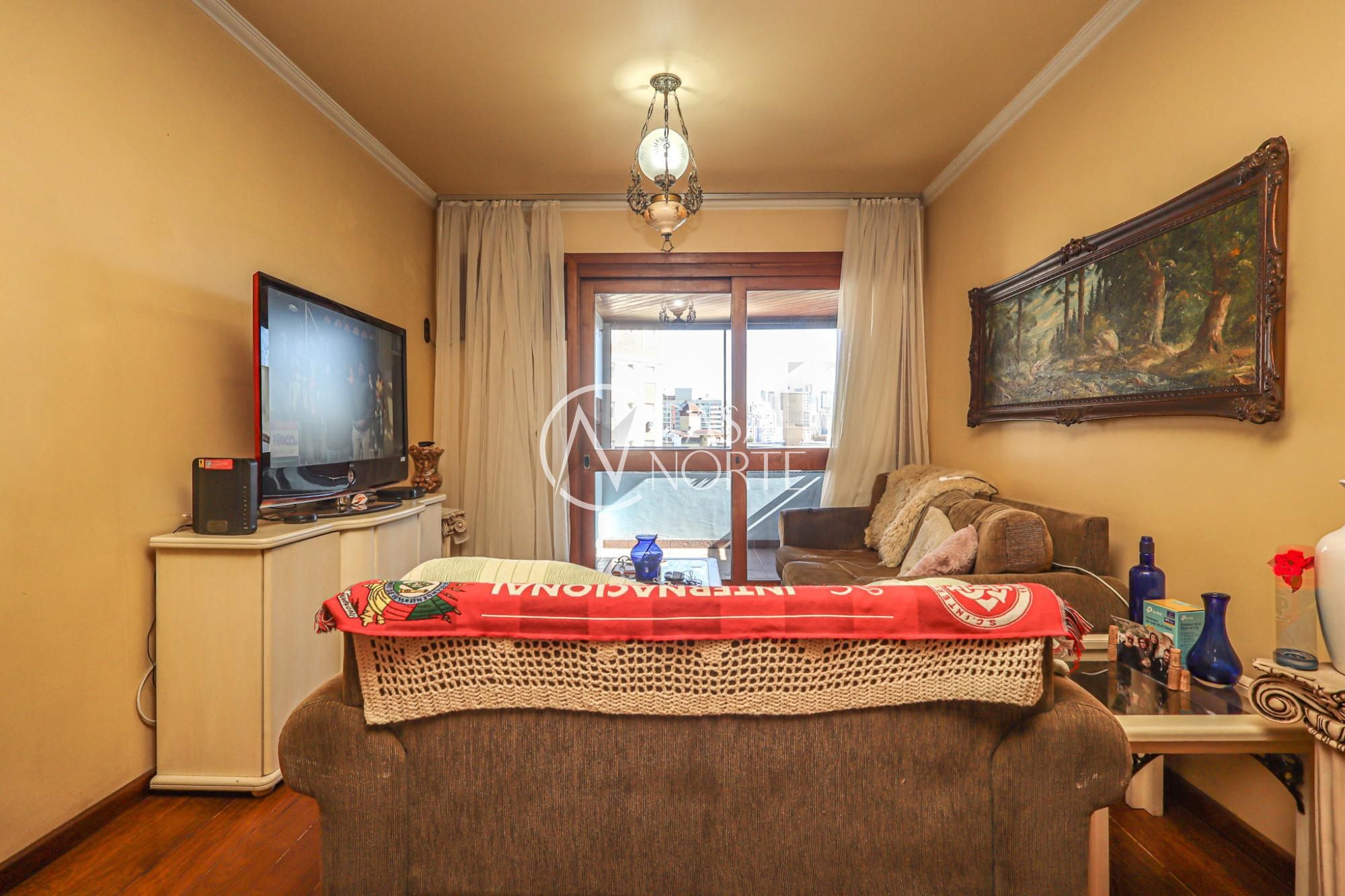 Apartamento à venda com 3 quartos, 106m², 1 suíte, 1 vaga, Rua General Pedro Bittencourt no bairro Passo da Areia em Porto Alegre