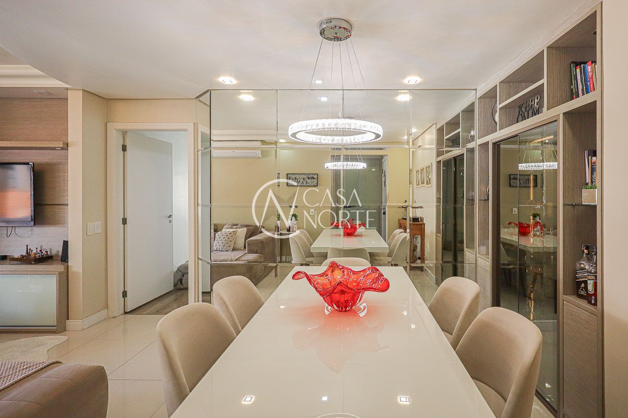 Apartamento à venda com 3 quartos, 109m², 1 suíte, 1 vaga, Avenida Francisco Trein no bairro Cristo Redentor em Porto Alegre
