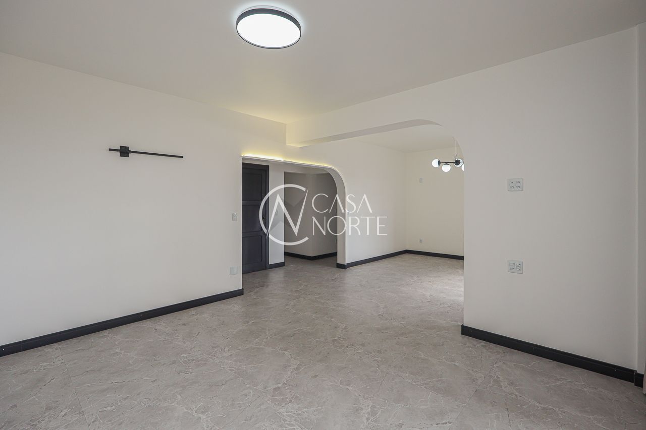 Apartamento à venda com 3 quartos, 158m², 1 vaga, Avenida Independência no bairro Independência em Porto Alegre