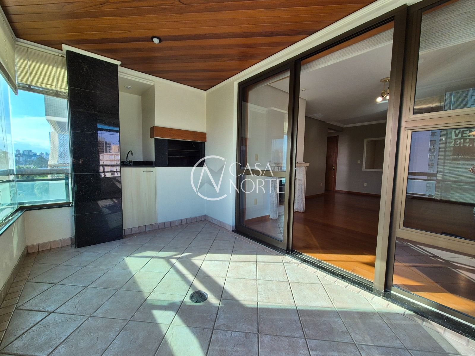 Apartamento à venda com 3 quartos, 112m², 1 suíte, 2 vagas, Rua Visconde do Herval no bairro Menino Deus em Porto Alegre