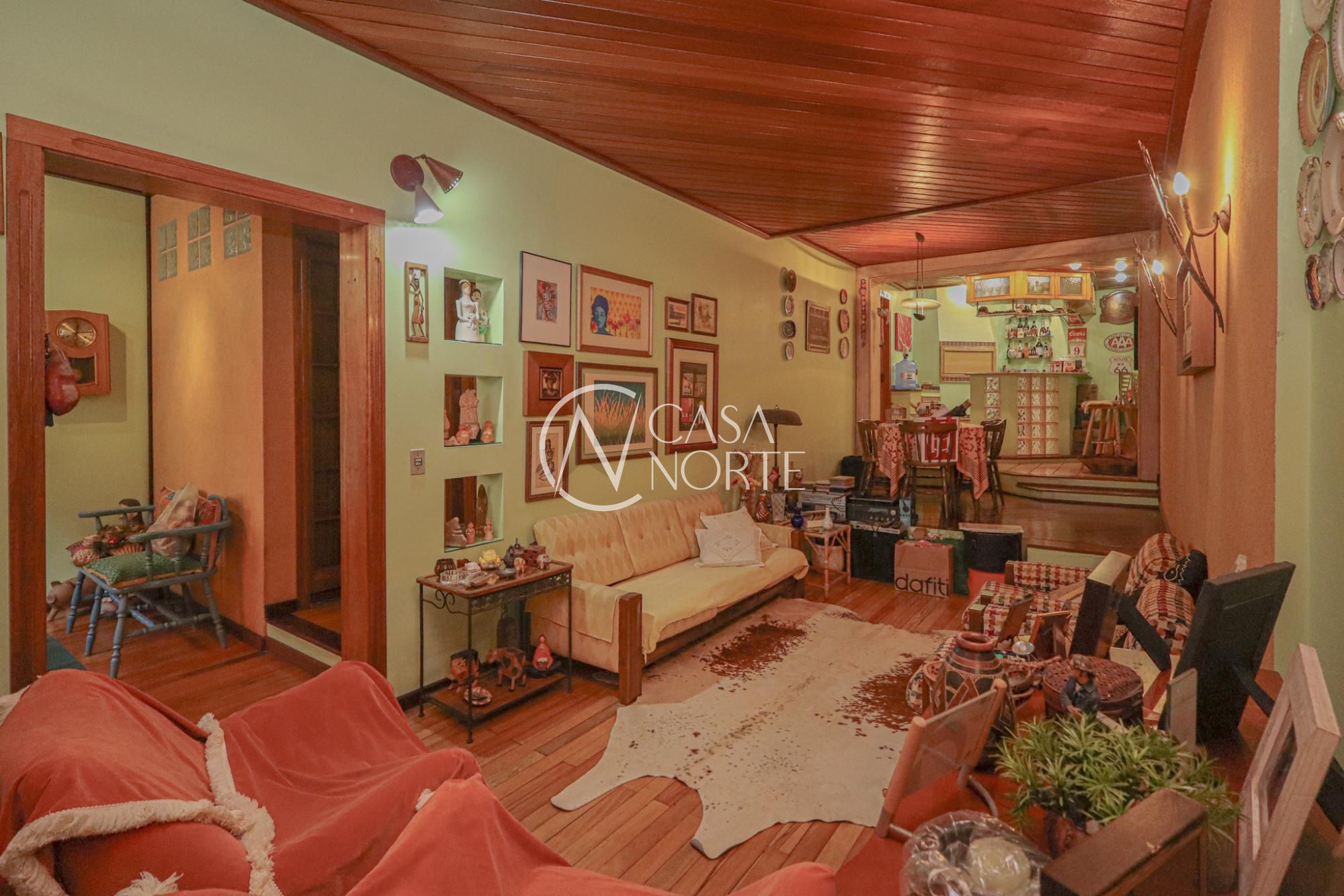 Casa de Condomínio à venda com 2 quartos, 130m², 1 vaga, Rua Vicente da Fontoura no bairro Rio Branco em Porto Alegre