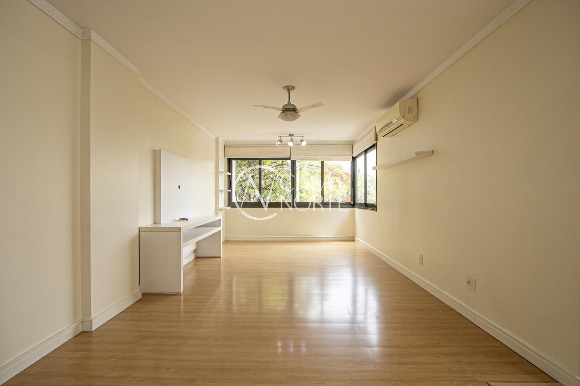 Apartamento à venda com 3 quartos, 101m², 1 suíte, 2 vagas, Rua Honório Silveira Dias no bairro São João em Porto Alegre