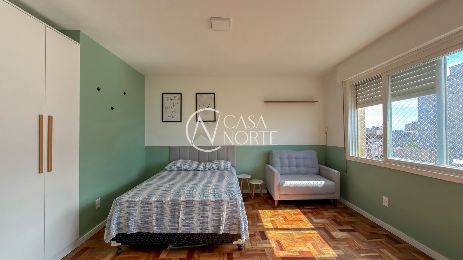 Apartamento à venda com 1 quarto, 27m², Avenida Independência no bairro Independência em Porto Alegre