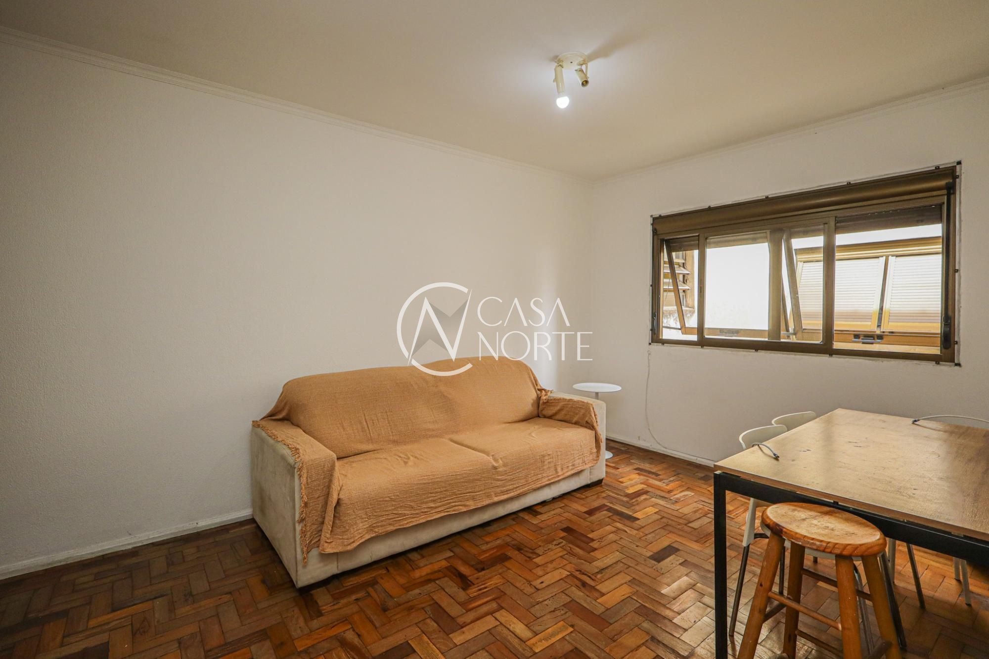 Apartamento à venda com 1 quarto, 43m², Avenida Mariland no bairro Auxiliadora em Porto Alegre