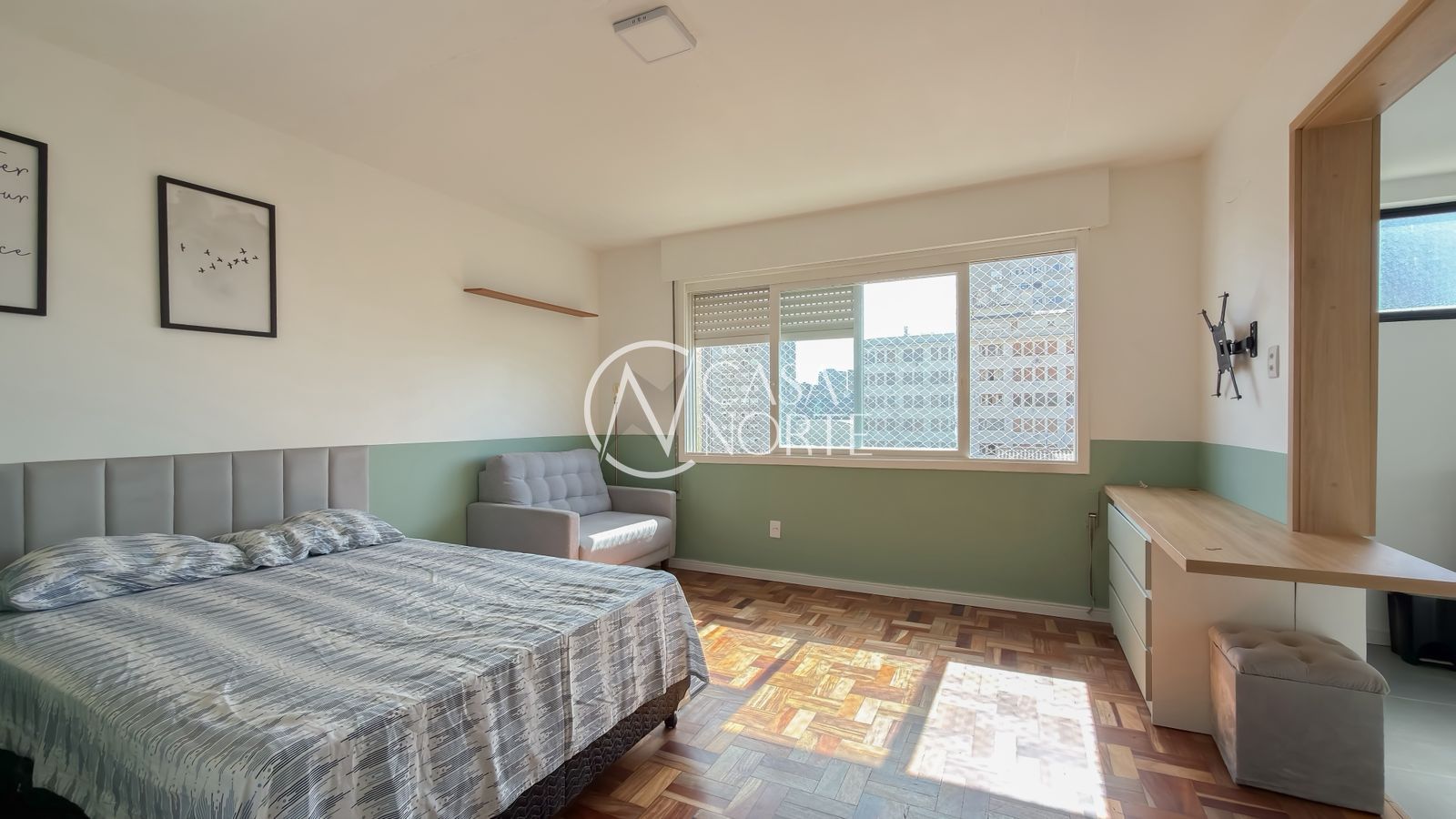 Apartamento à venda com 1 quarto, 27m², Avenida Independência no bairro Independência em Porto Alegre