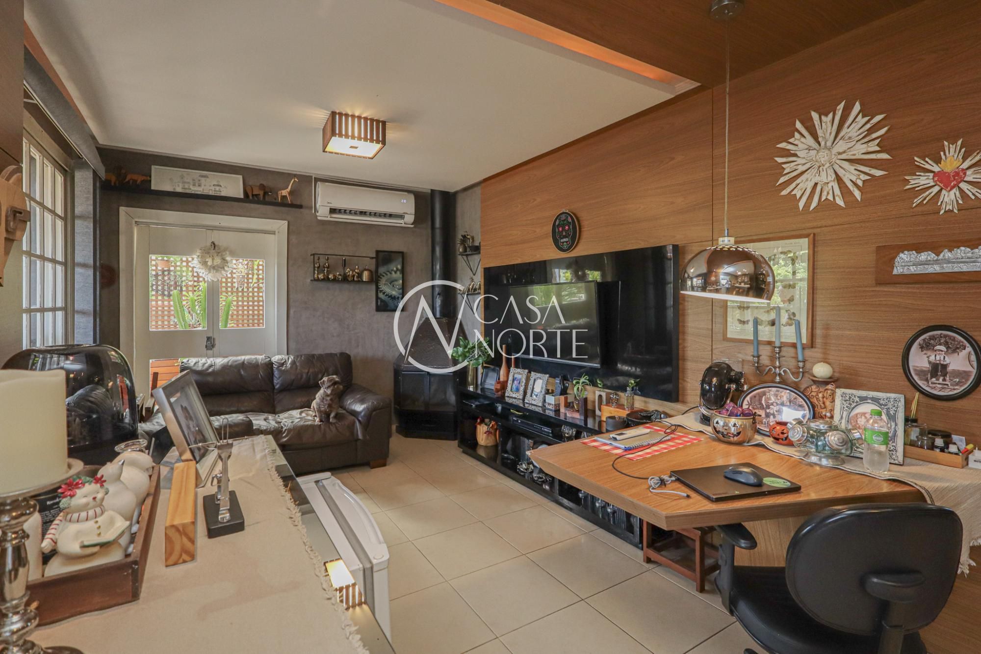 Cobertura à venda com 3 quartos, 170m², 1 suíte, 2 vagas, Rua Aparício Mariense no bairro Passo da Areia em Porto Alegre