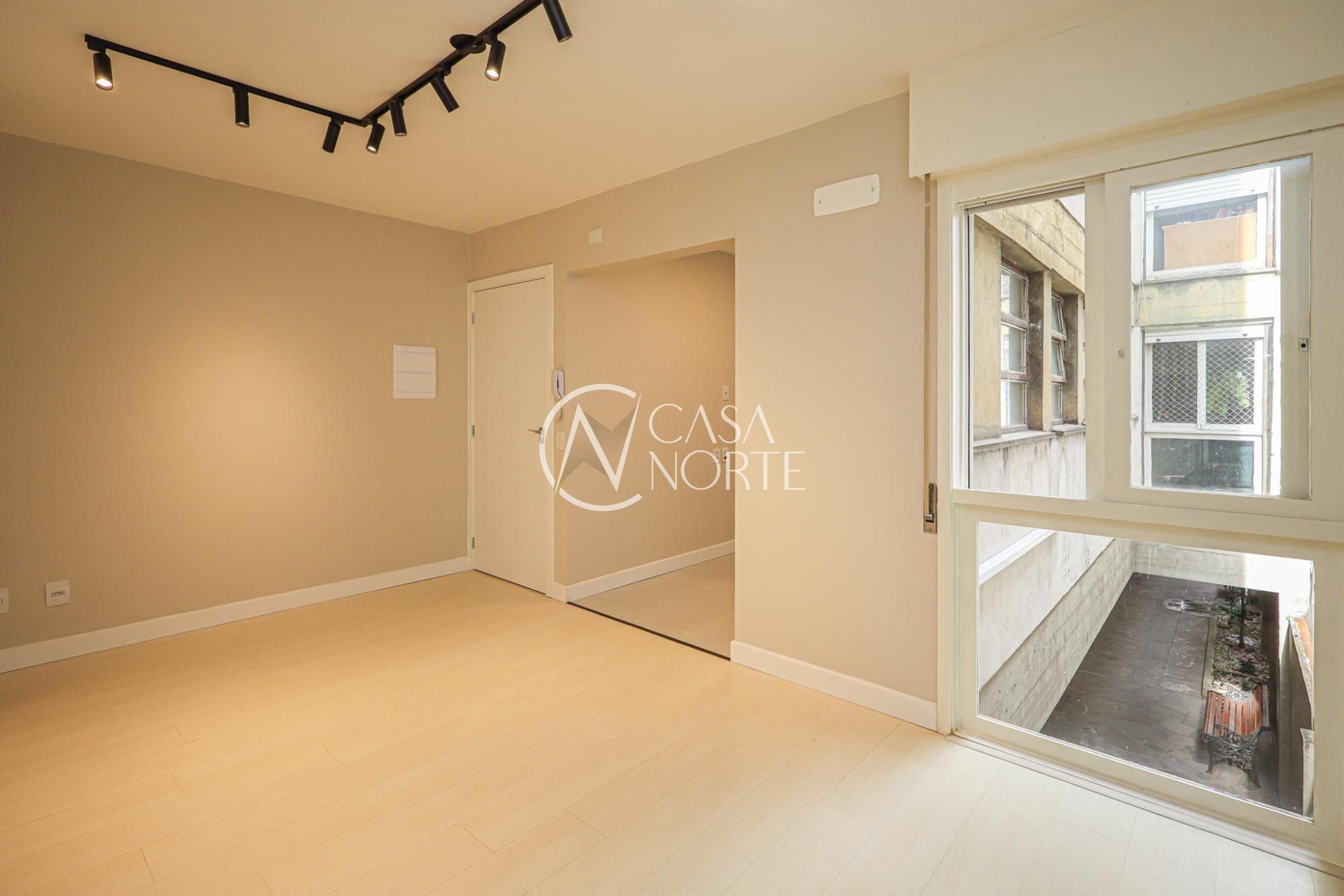 Apartamento à venda com 2 quartos, 56m², 1 vaga, Rua Ramiro Barcelos no bairro Bom Fim em Porto Alegre