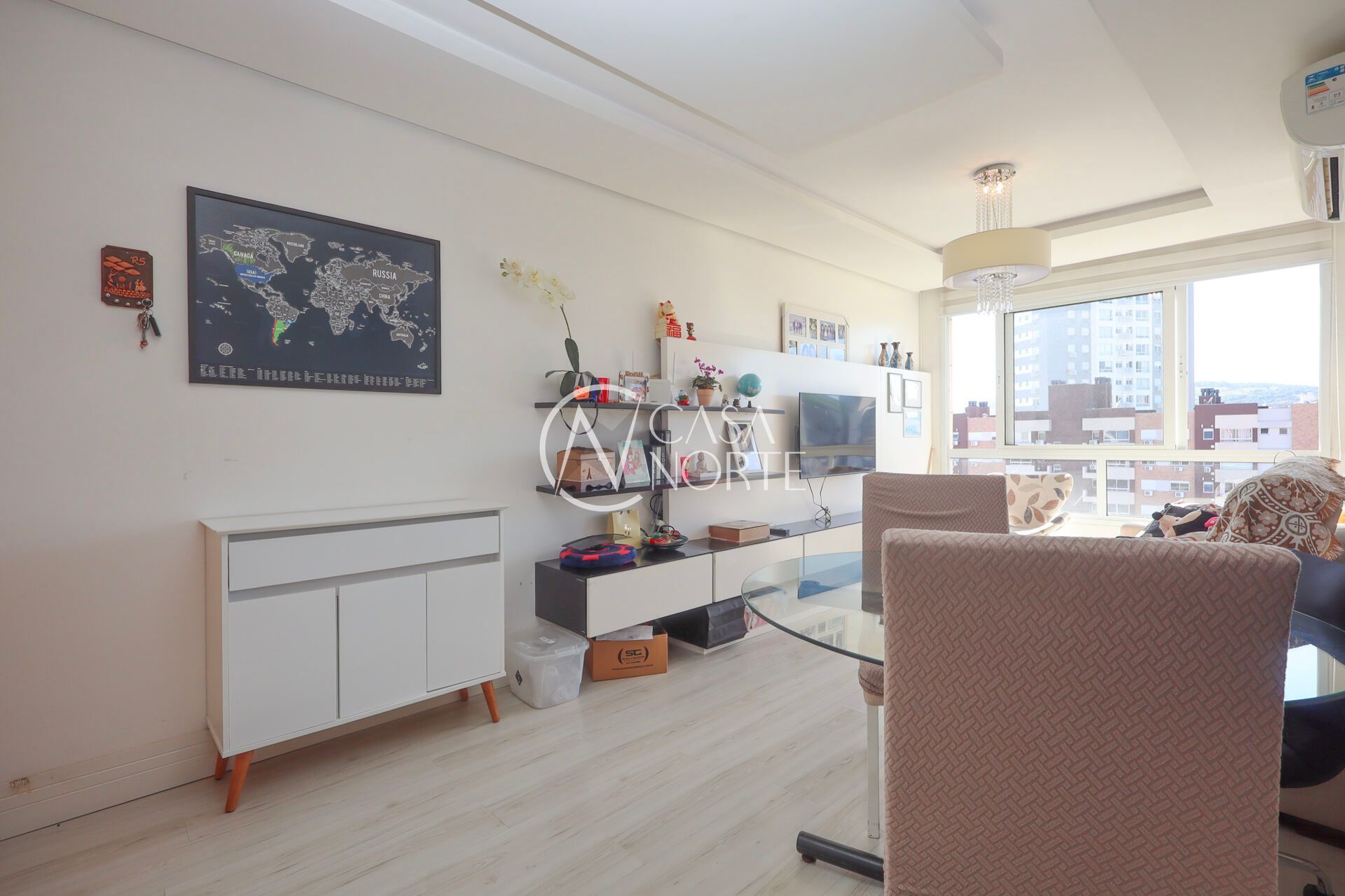 Apartamento à venda com 3 quartos, 68m², 1 suíte, 1 vaga, Rua Frei Germano no bairro Partenon em Porto Alegre