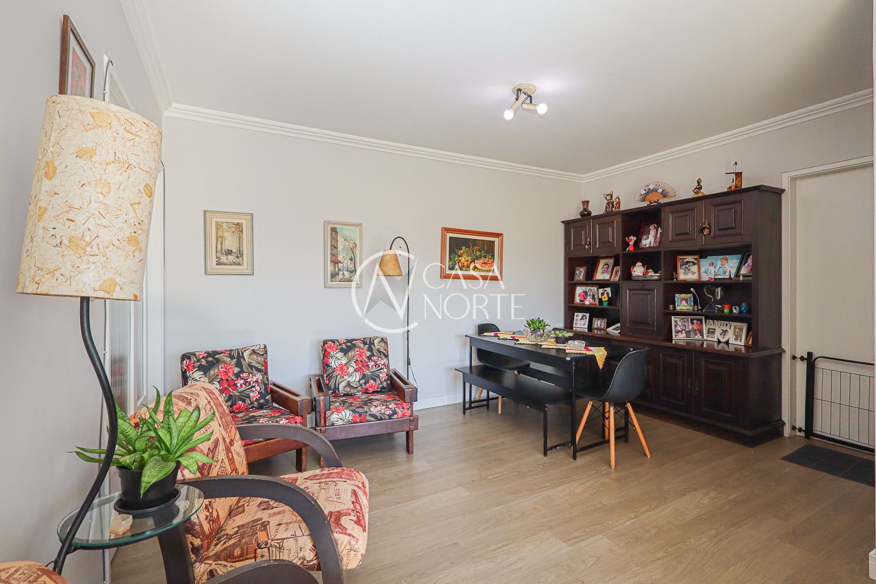 Apartamento à venda com 3 quartos, 103m², 1 suíte, 1 vaga, Rua Artur Rocha no bairro Mont Serrat em Porto Alegre