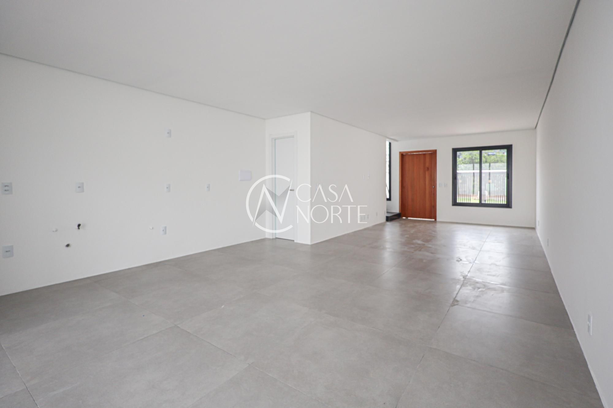 Casa à venda com 3 quartos, 132m², 1 suíte, 3 vagas, Avenida Assis Chateaubriand no bairro São Sebastião em Porto Alegre