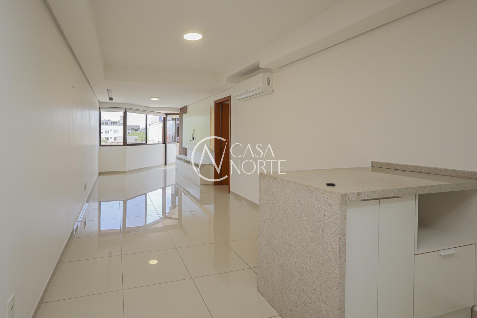 Apartamento à venda com 3 quartos, 90m², 1 suíte, 2 vagas, Rua Umbú no bairro Passo da Areia em Porto Alegre