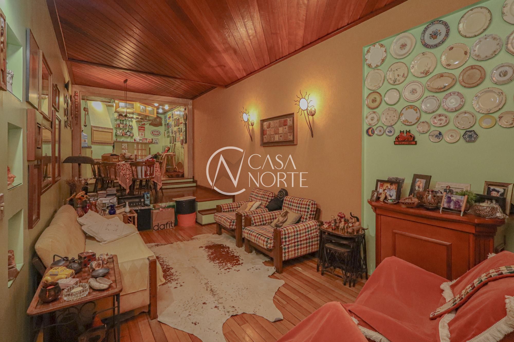 Casa de Condomínio à venda com 2 quartos, 130m², 1 vaga, Rua Vicente da Fontoura no bairro Rio Branco em Porto Alegre