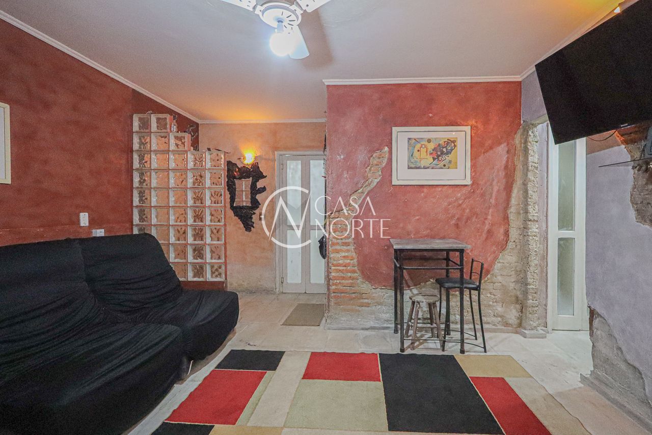 Apartamento Garden à venda com 1 quarto, 58m², 1 suíte, Rua Laurindo no bairro Santana em Porto Alegre
