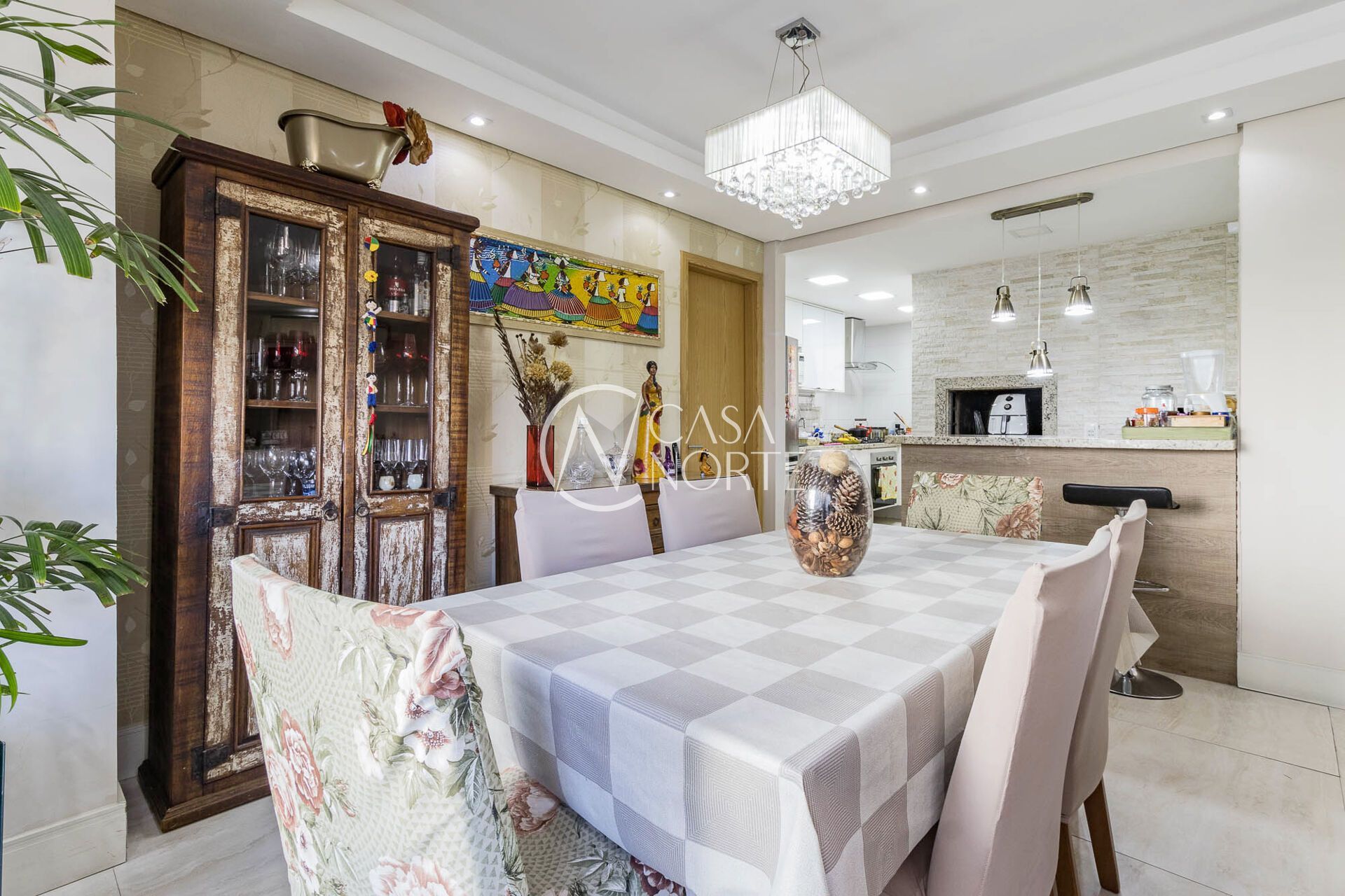 Apartamento à venda com 3 quartos, 105m², 1 suíte, 2 vagas, Rua Jari no bairro Passo da Areia em Porto Alegre