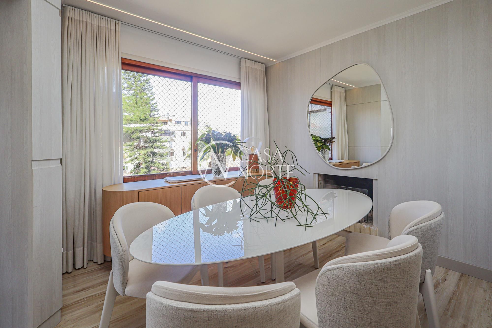 Apartamento à venda com 3 quartos, 129m², 1 suíte, 2 vagas, Rua Filipinas no bairro Jardim Lindóia em Porto Alegre