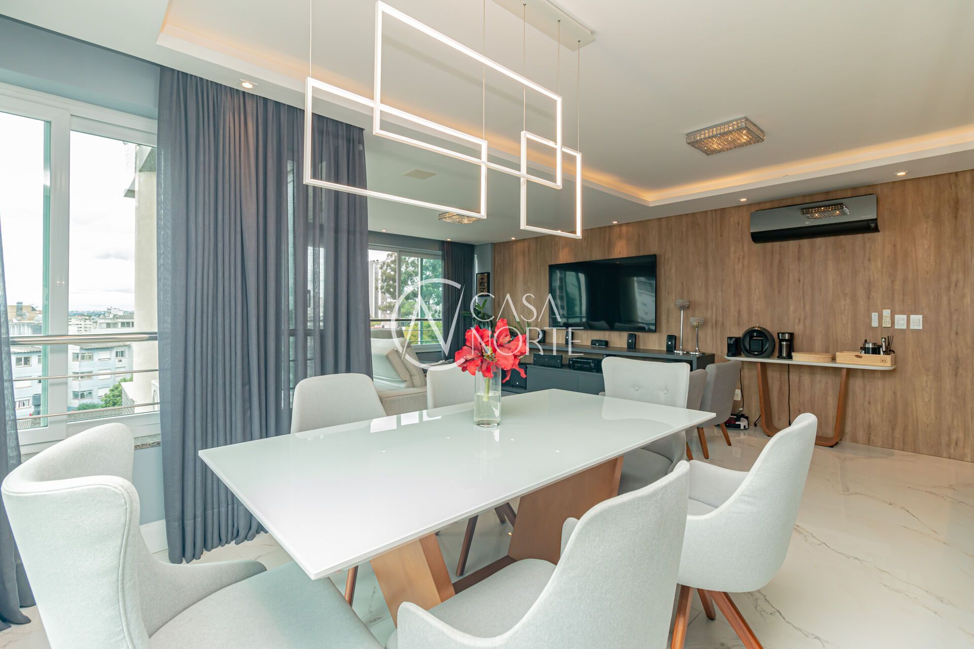 Apartamento à venda com 3 quartos, 105m², 1 suíte, 3 vagas, Rua General Pedro Bittencourt no bairro Boa Vista em Porto Alegre