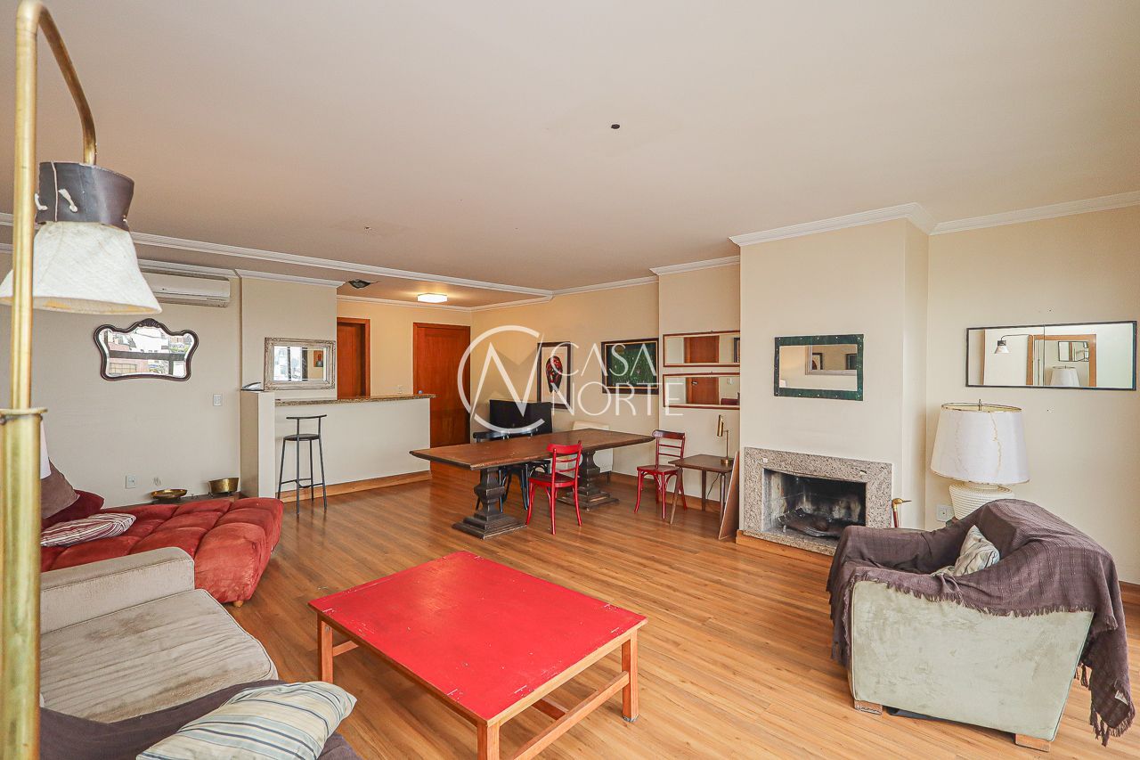 Apartamento à venda com 3 quartos, 122m², 1 suíte, 3 vagas, Rua João Caetano no bairro Petrópolis em Porto Alegre