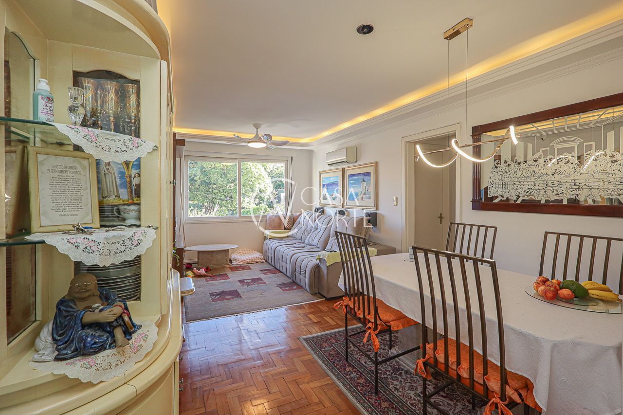 Apartamento à venda com 2 quartos, 76m², Rua Luiz de Camões no bairro Santo Antônio em Porto Alegre