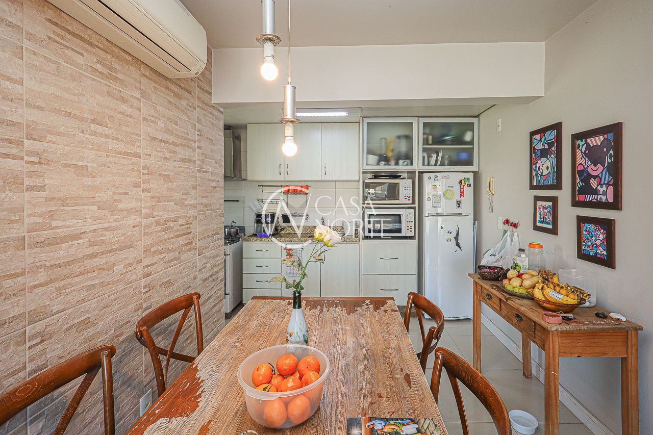 Apartamento à venda com 3 quartos, 80m², 1 suíte, 2 vagas, Rua Livramento no bairro Santana em Porto Alegre