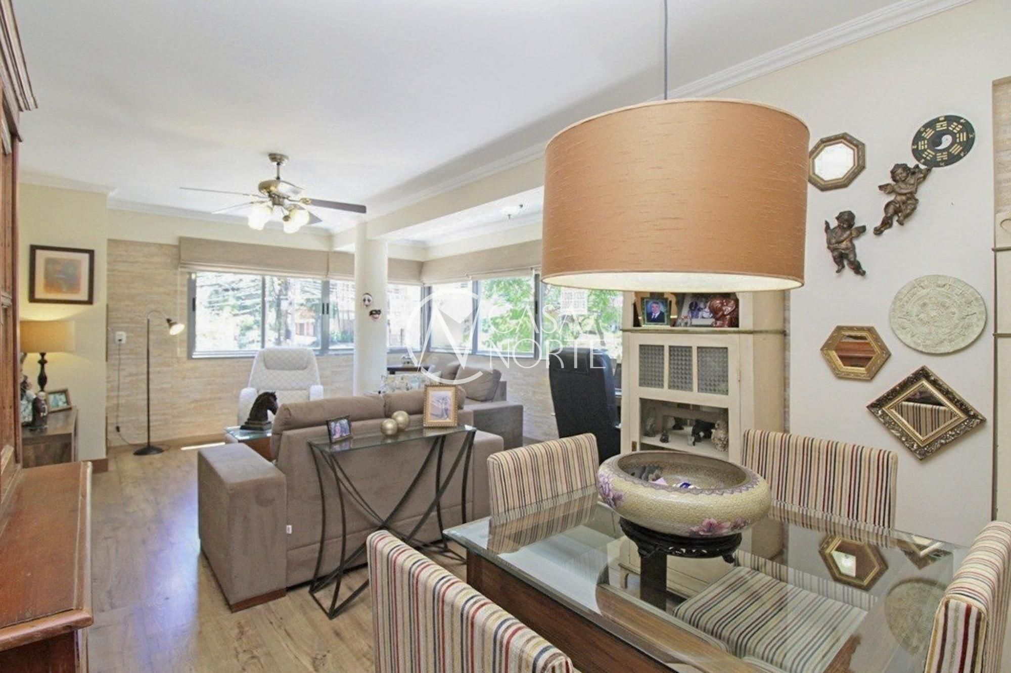 Apartamento à venda com 2 quartos, 74m², 1 suíte, 1 vaga, Rua Barão do Amazonas no bairro Petrópolis em Porto Alegre