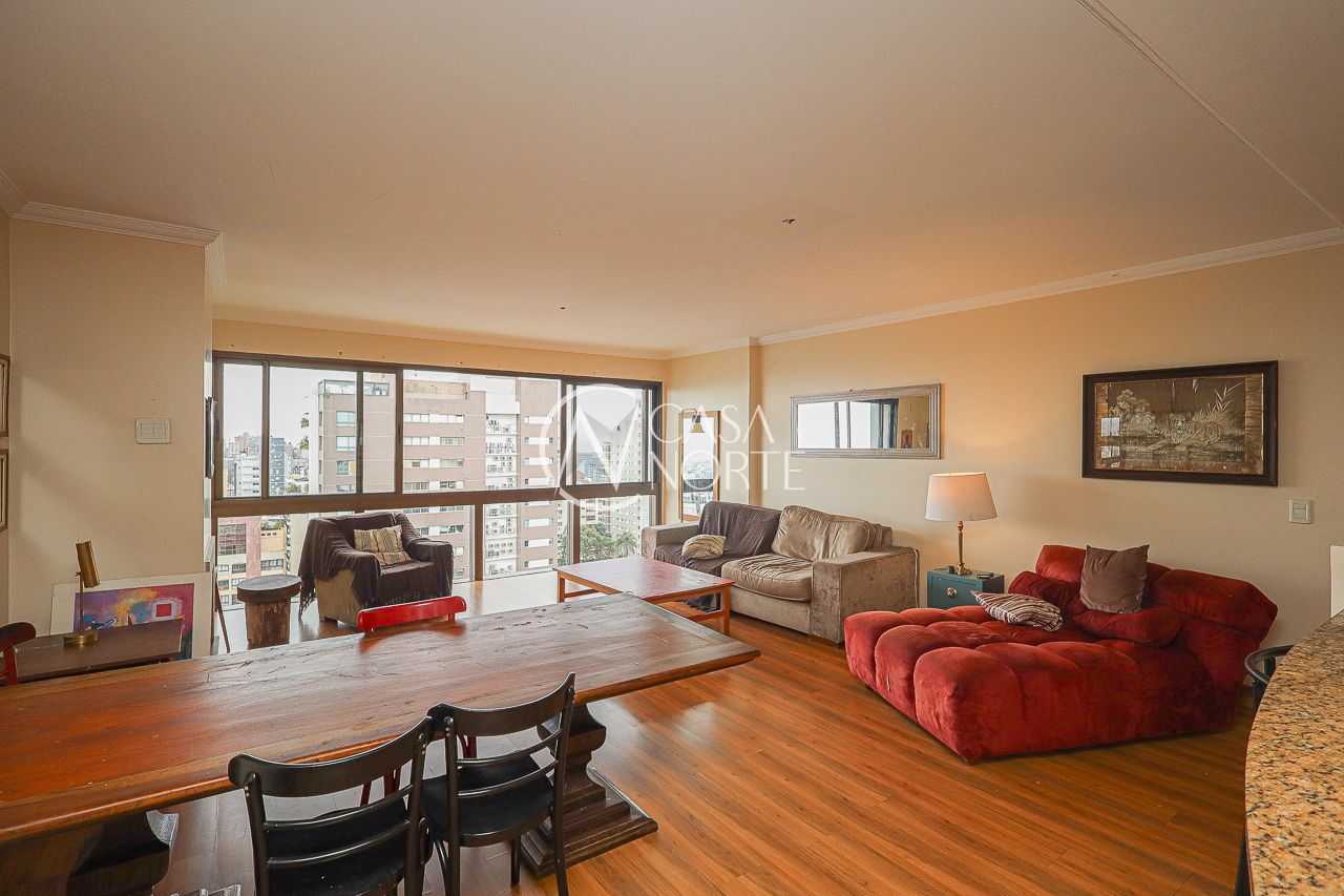 Apartamento à venda com 3 quartos, 122m², 1 suíte, 3 vagas, Rua João Caetano no bairro Petrópolis em Porto Alegre