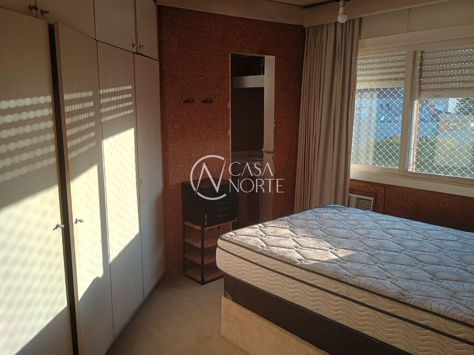 Apartamento à venda com 2 quartos, 84m², 1 suíte, 1 vaga, Avenida Bagé no bairro Petrópolis em Porto Alegre