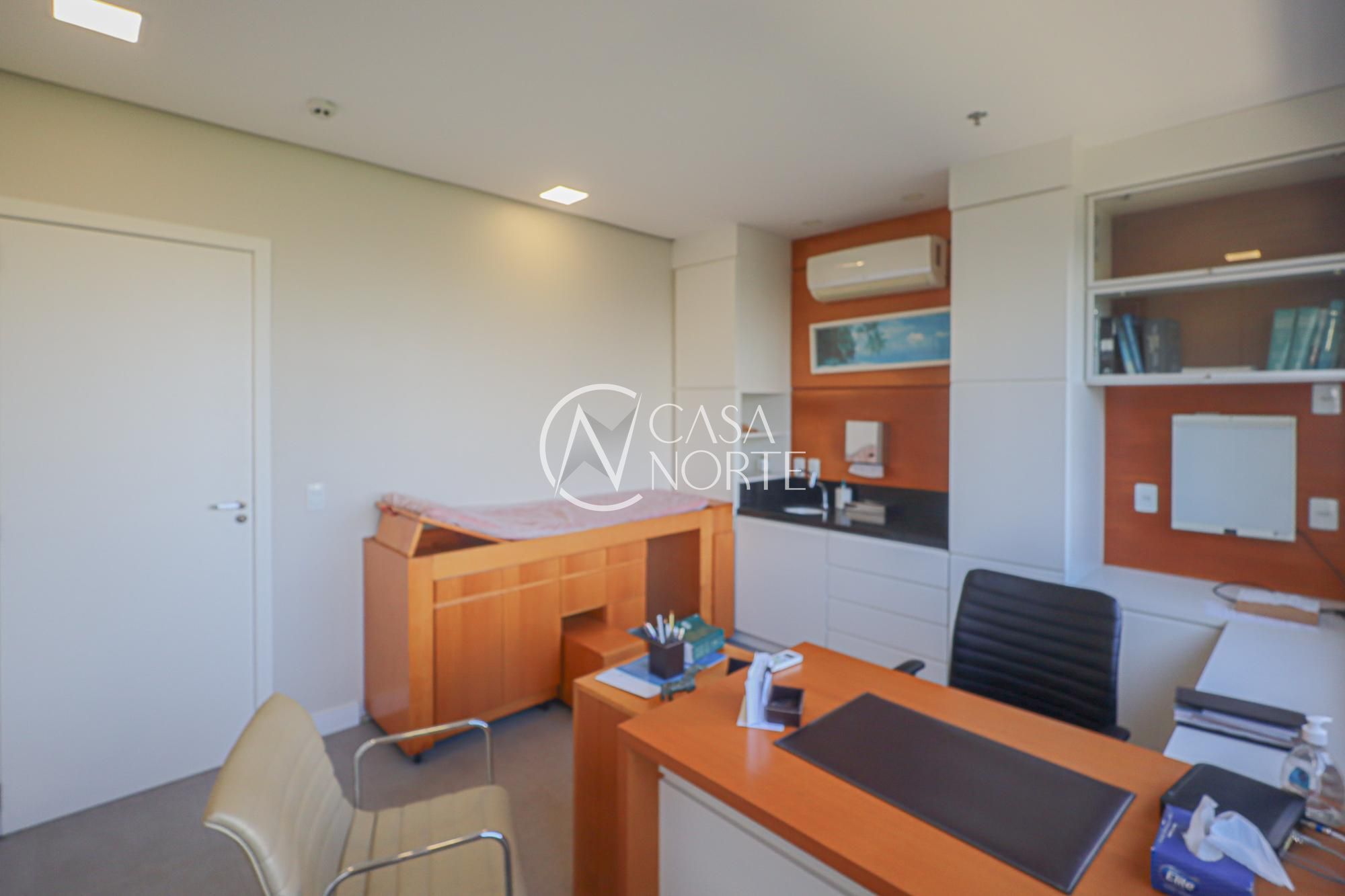 Sala Comercial à venda com 1 quarto, 42m², 1 vaga, Avenida Plínio Brasil Milano no bairro Boa Vista em Porto Alegre