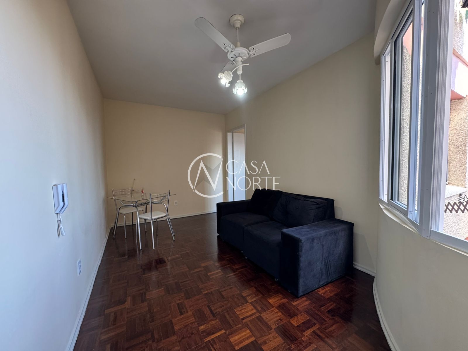 Apartamento à venda com 1 quarto, 42m², Rua Duque de Caxias no bairro Centro Histórico em Porto Alegre