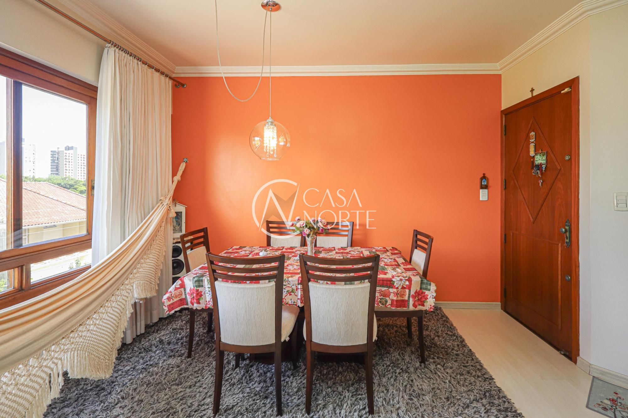 Apartamento à venda com 2 quartos, 84m², 1 suíte, 2 vagas, Rua Professor Leopoldo Tietbohl no bairro Jardim Itu em Porto Alegre