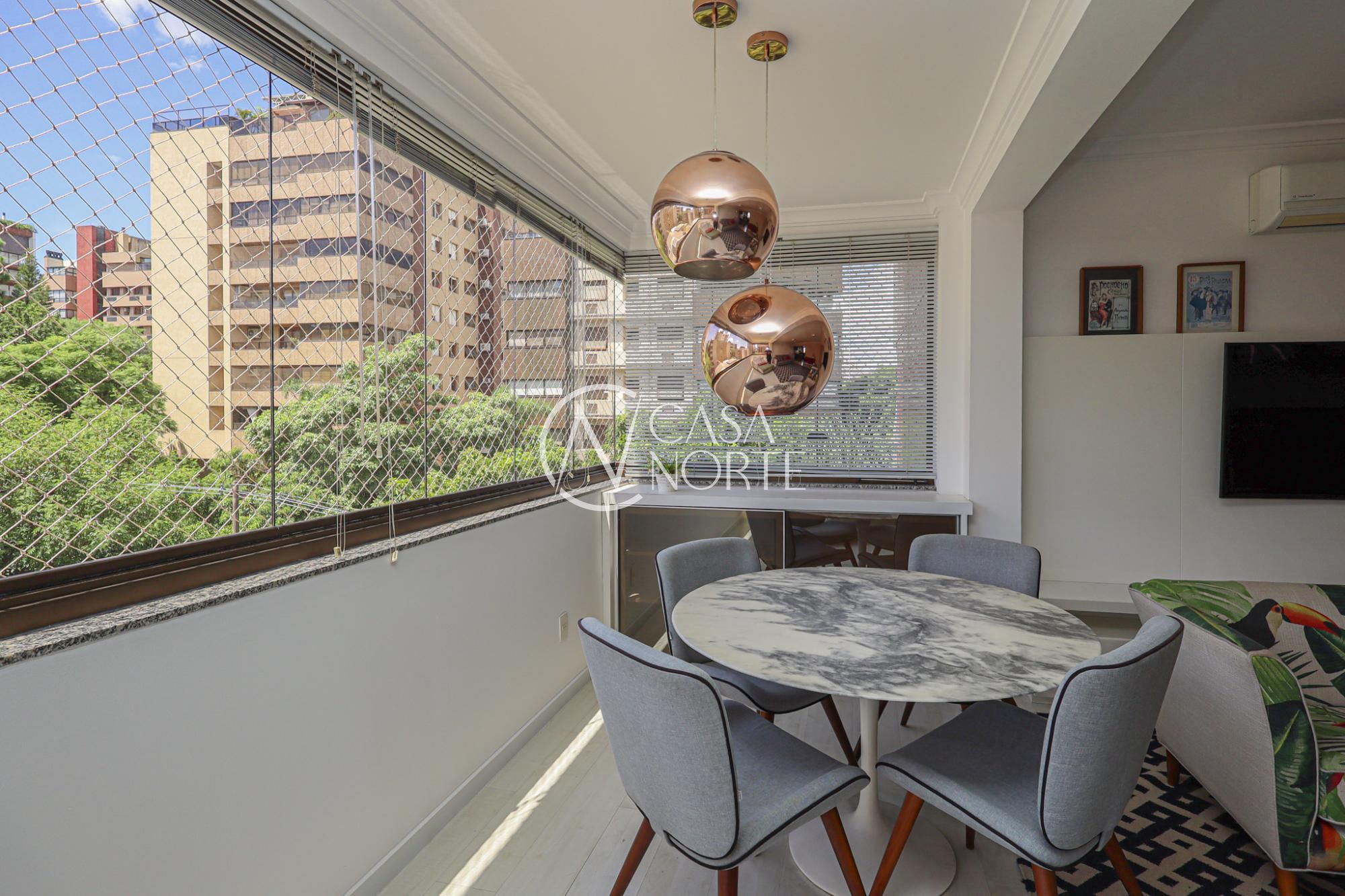 Apartamento à venda com 2 quartos, 105m², 1 suíte, 2 vagas, Avenida Bagé no bairro Petrópolis em Porto Alegre