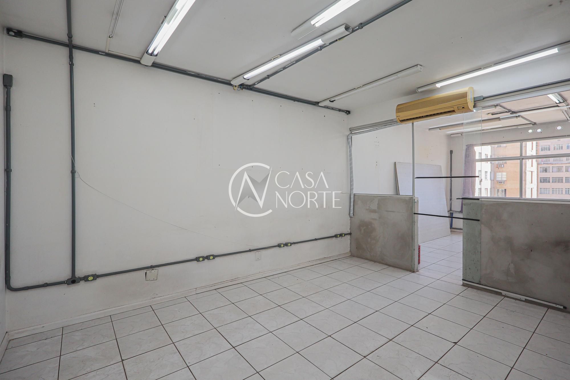 Sala Comercial à venda com 2 quartos, 46m², Avenida Otávio Rocha no bairro Centro Histórico em Porto Alegre