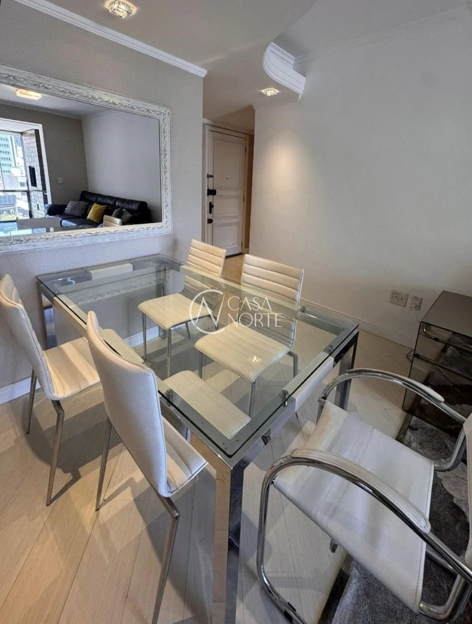 Apartamento à venda com 2 quartos, 93m², 1 vaga, Rua Vinte e Quatro de Outubro no bairro Auxiliadora em Porto Alegre