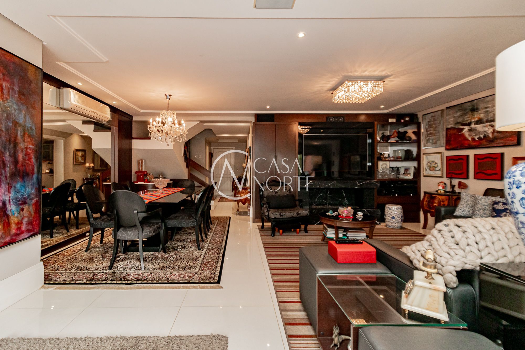 Casa de Condomínio à venda com 3 quartos, 329m², 3 suítes, 2 vagas, Rua Ênio Andrade no bairro Três Figueiras em Porto Alegre