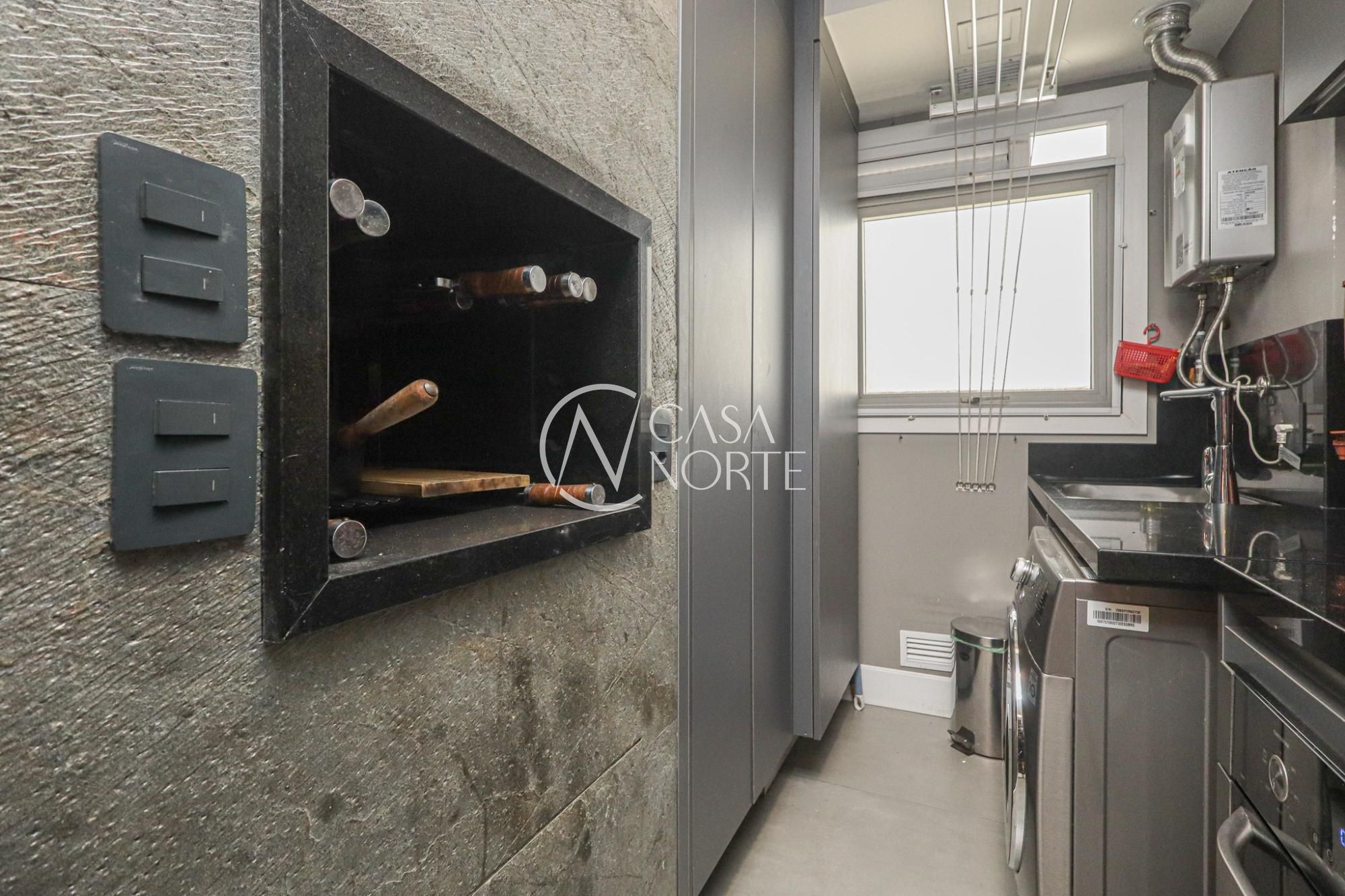 Apartamento à venda com 3 quartos, 76m², 1 suíte, 1 vaga, Rua Frederico Otávio Domingues Barbosa no bairro São Sebastião em Porto Alegre